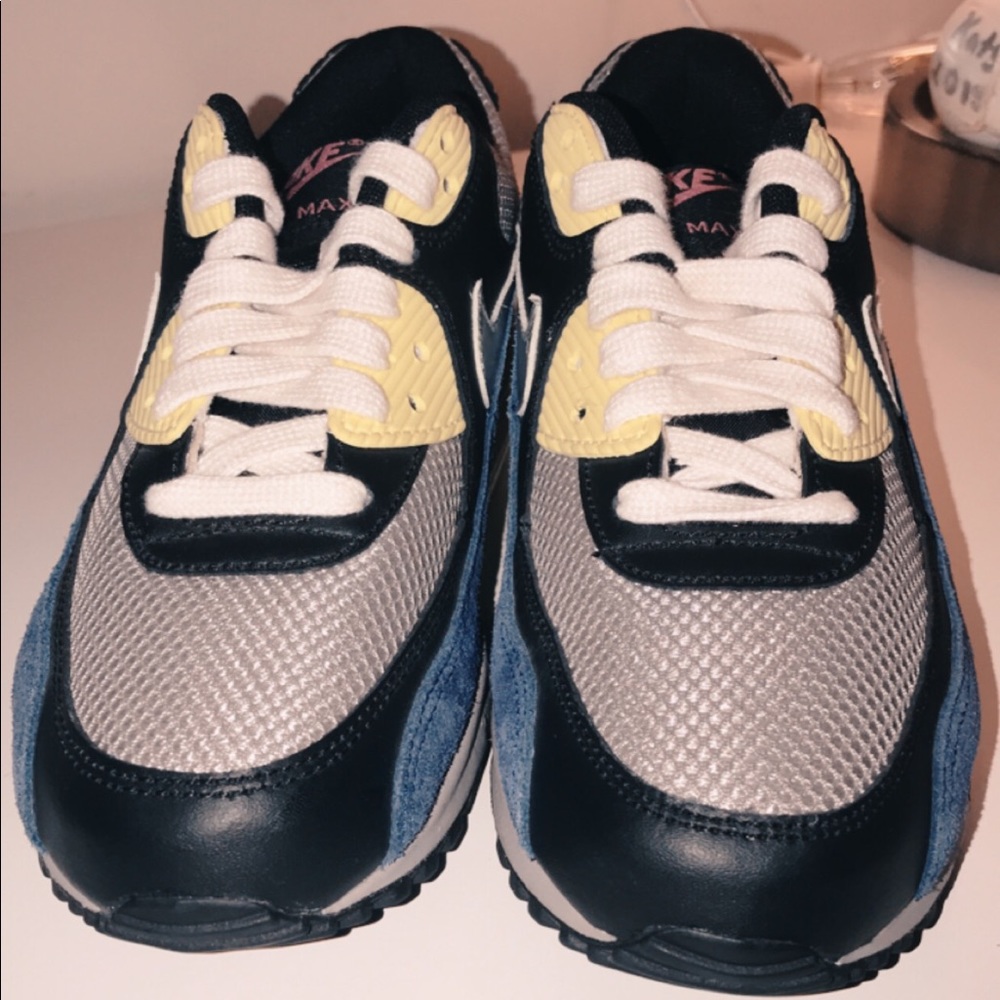 Nike air max